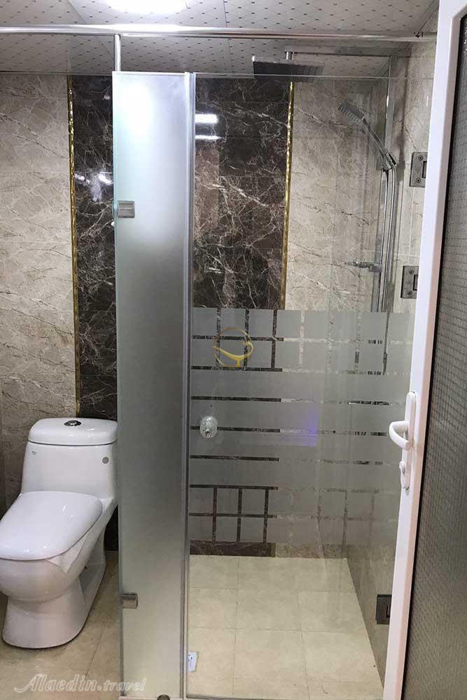 سرویس بهداشتی و حمام هتل 4 ستاره خواجو اصفهان | علاءالدین تراول