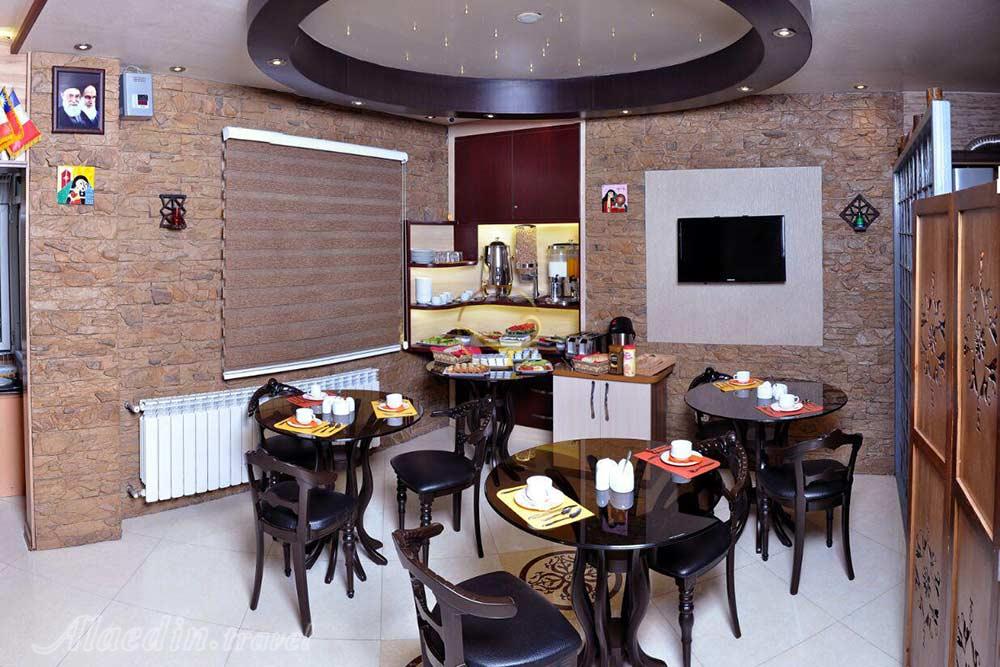 کافی شاپ هتل پارس اصفهان | علاءالدین تراول