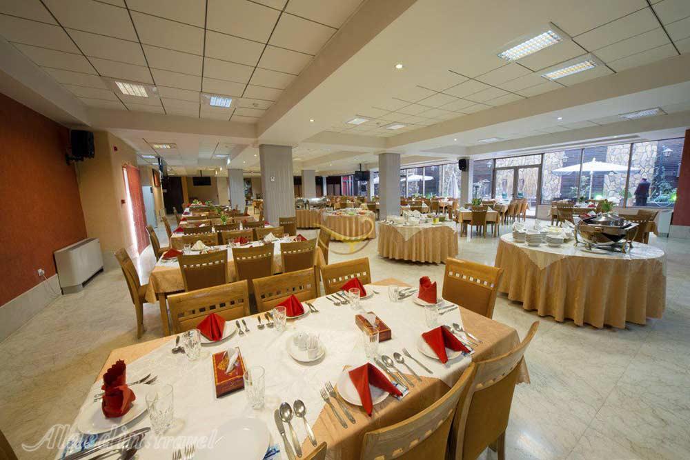 رستوران هتل 4 ستاره پیروزی اصفهان | علاءالدین تراول