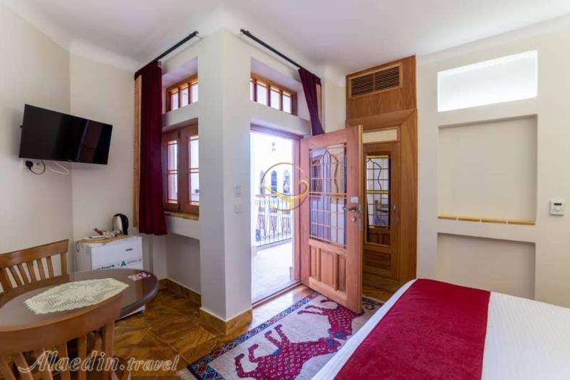 هتل بوتیک ساباط اصفهان | علاالدین تراول