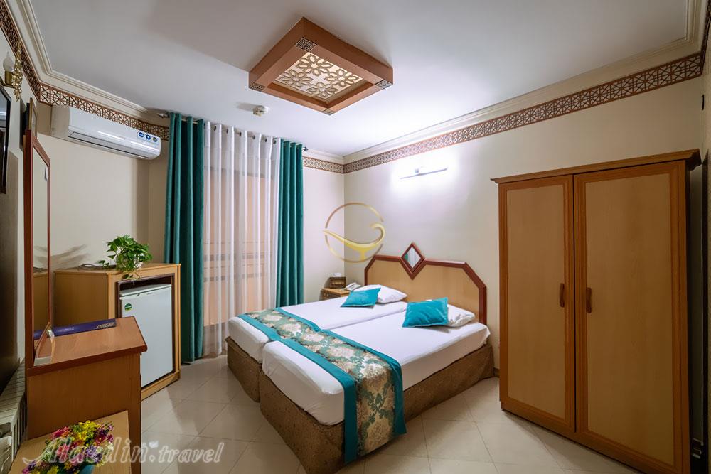 هتل 3 ستاره صفوی اصفهان | علاءالدین تراول