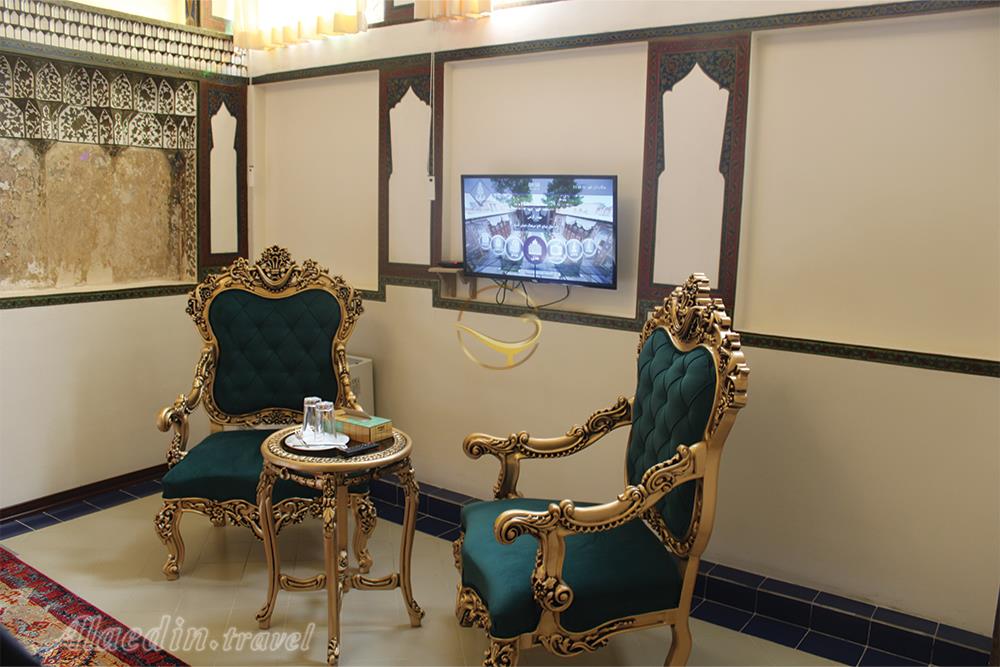 هتل بوتیک کاخ سرهنگ اصفهان| علاءالدین تراول