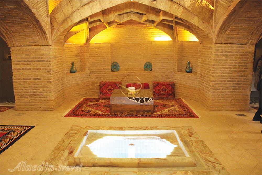 هتل بوتیک کاخ سرهنگ اصفهان| علاءالدین تراول