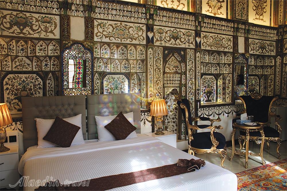 هتل بوتیک کاخ سرهنگ اصفهان| علاءالدین تراول