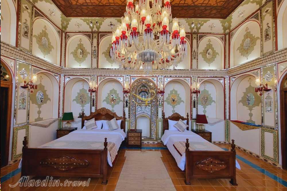 اتاق هتل بوتیک شهسواران