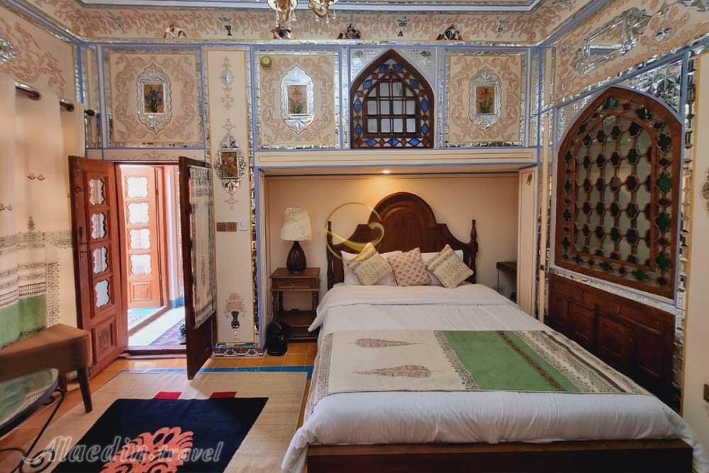 اتاق هتل بوتیک شهسواران