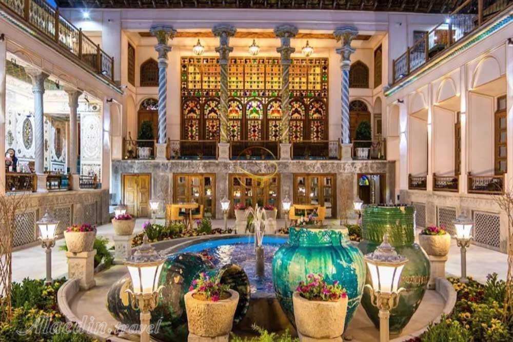 فضای داخلی هتل بوتیک شهسواران