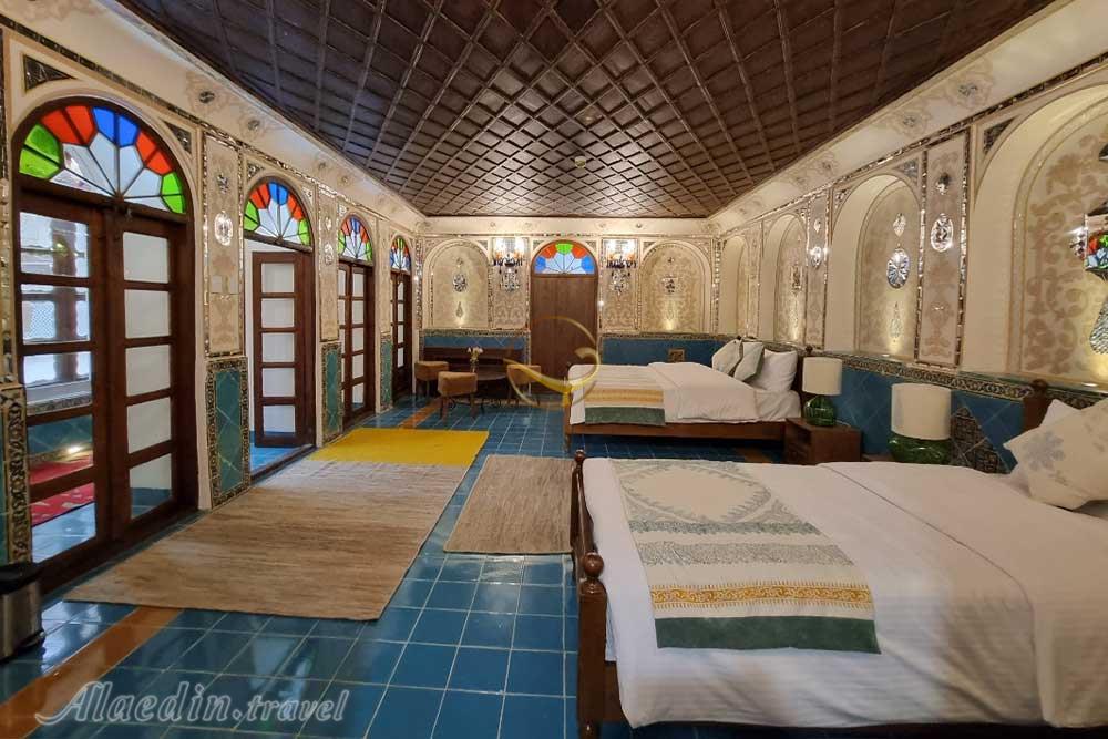 اتاق هتل بوتیک شهسواران