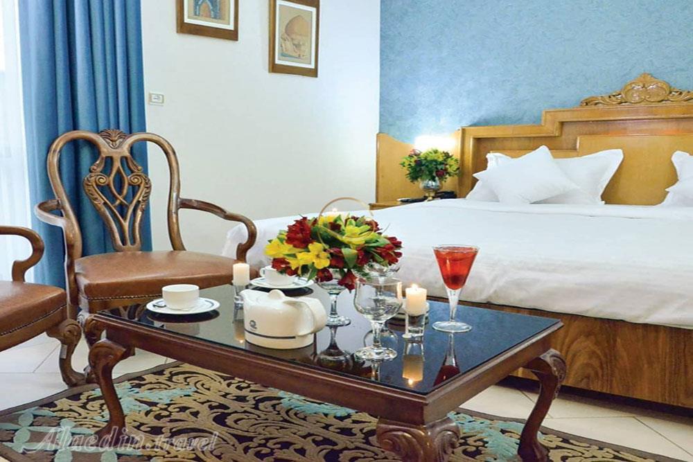 هتل زهره اصفهان | علاءالدین تراول