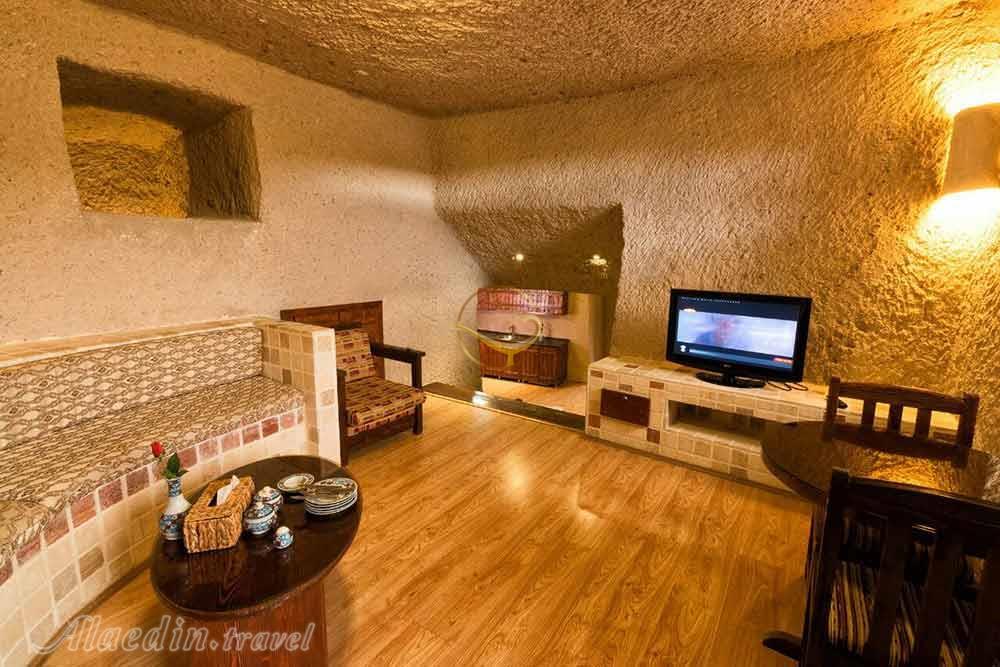 سوئیت رویال هتل 5 ستاره صخره ای لاله کندوان | علاءالدین تراول