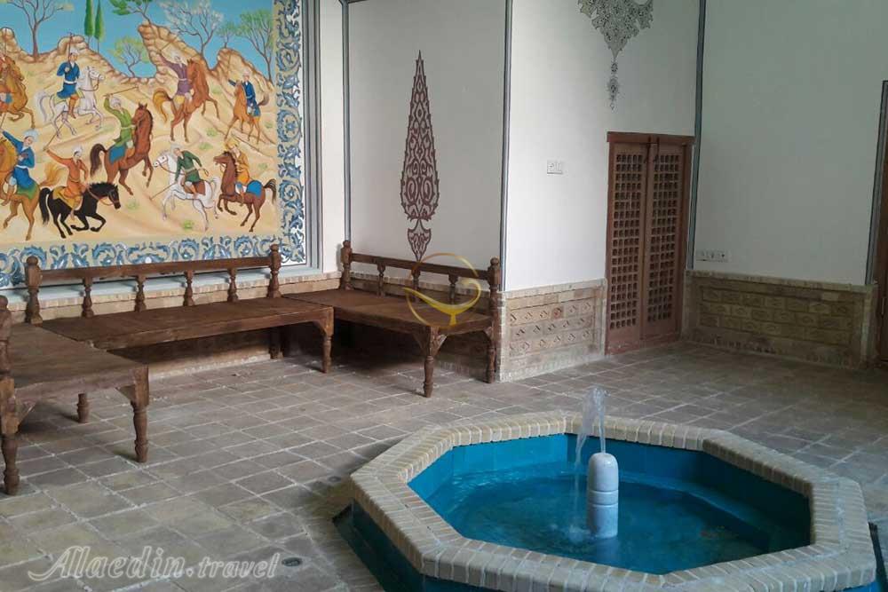 هتل امیر السلطنه کاشان | علاءالدین تراول