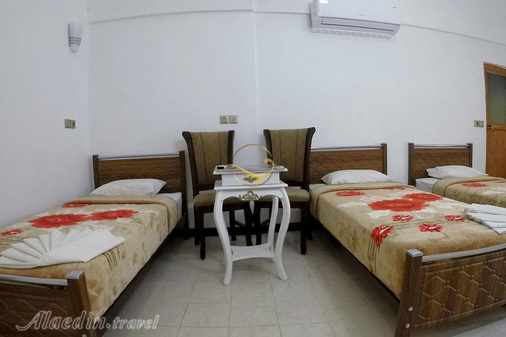 هتل سنتی آمیرزا کاشان | علاءالدین تراول