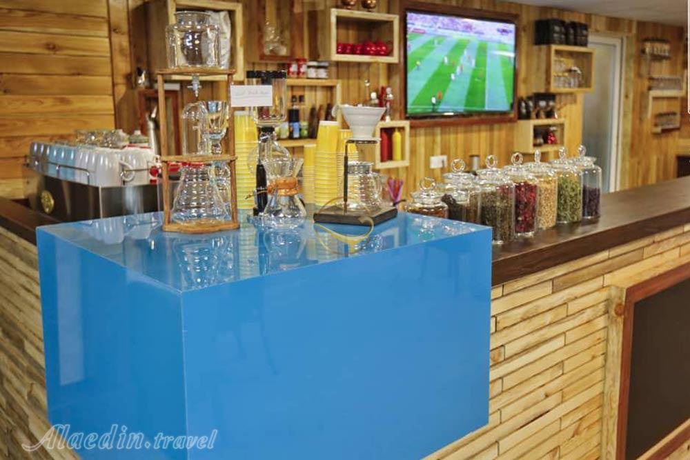 کافی شاپ هتل 3 ستاره ارگ محتشم قمصر کاشان | علاءالدین تراول