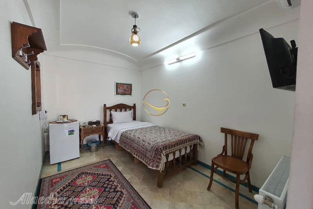 هتل اطلسی کاشان | علاءالدین تراول