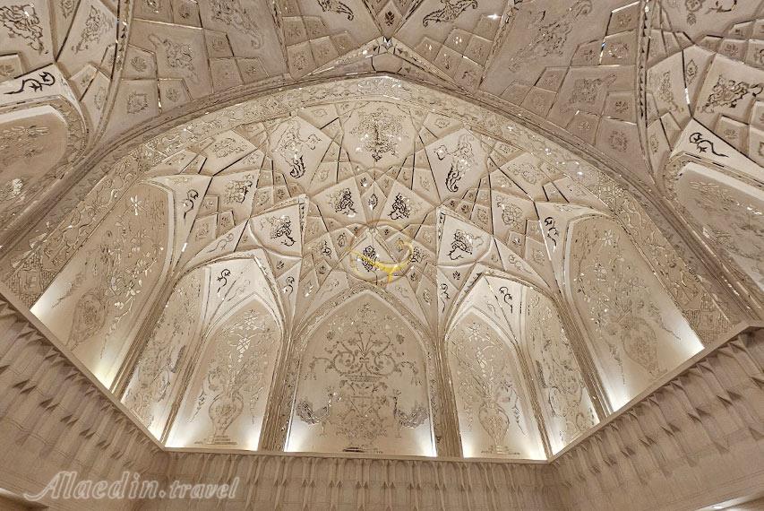 بوتیک هتل بالابان کاشان | علاالدین تراول