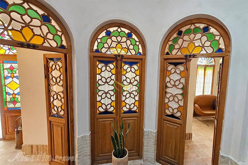 بوتیک هتل بالابان کاشان | علاالدین تراول