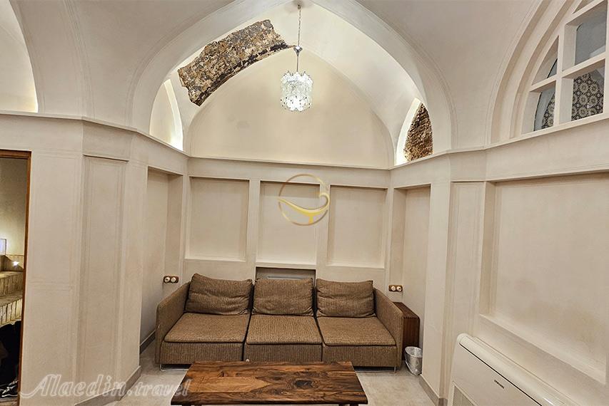 بوتیک هتل بالابان کاشان | علاالدین تراول