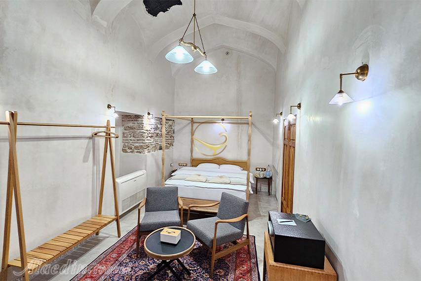 بوتیک هتل بالابان کاشان | علاالدین تراول