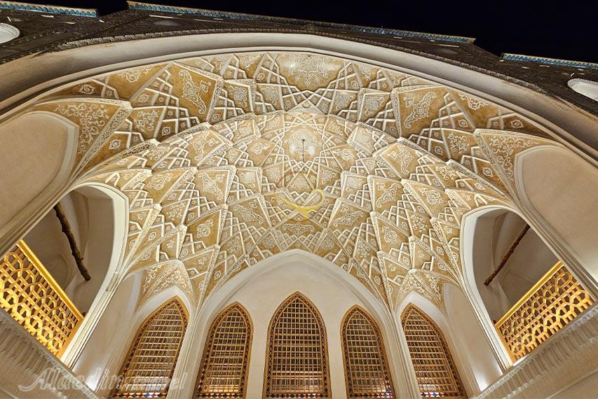 بوتیک هتل بالابان کاشان | علاالدین تراول