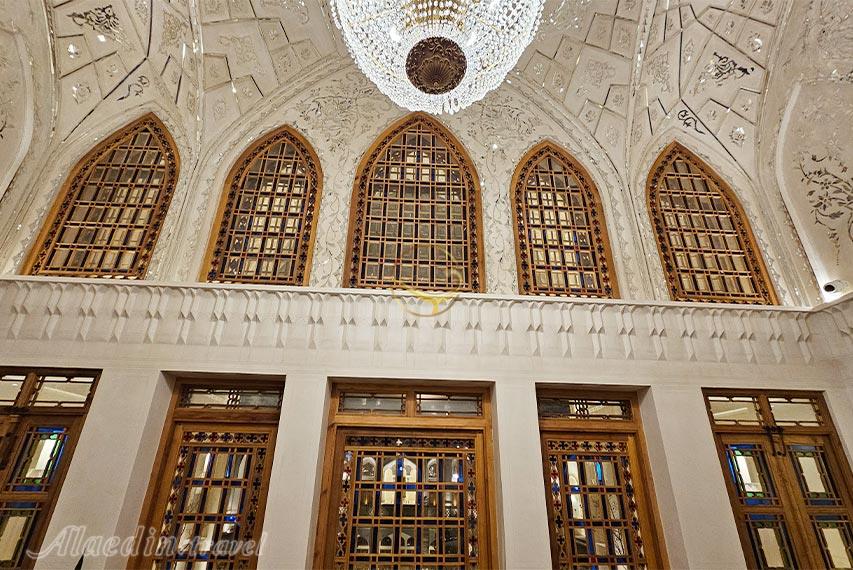 بوتیک هتل بالابان کاشان | علاالدین تراول