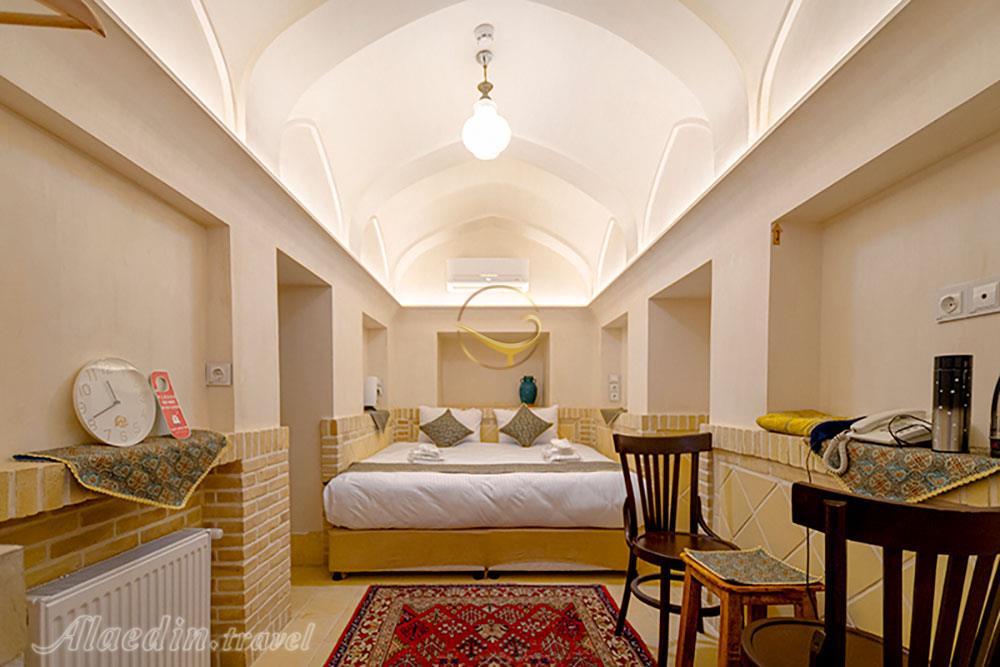 بوتیک هتل سرای قجر | علاءالدین تراول