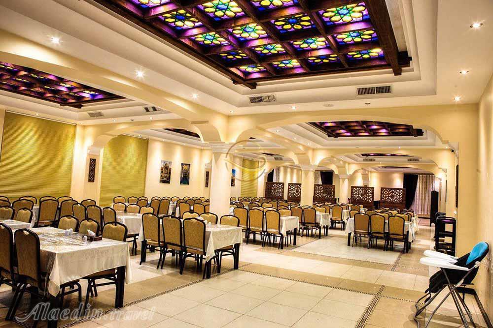 رستوران مجتمع گردشگری خورشید اردهال | علاءالدین تراول