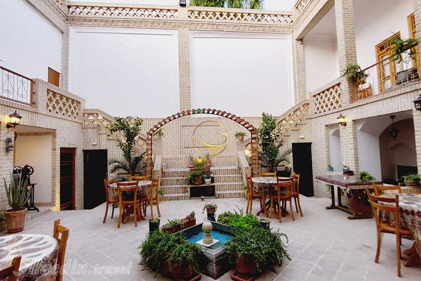 خانه معمار کاشان | علاءالدین تراول