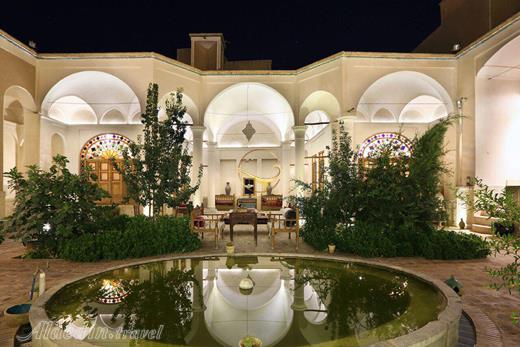 هتل خانه مرشدی کاشان