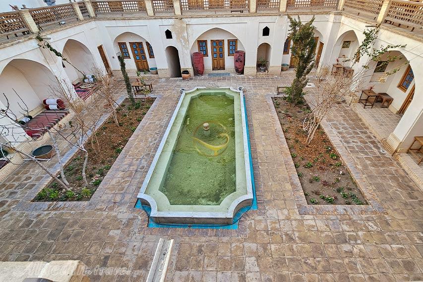 هتل خانه مرشدی 2 (ادیب) کاشان