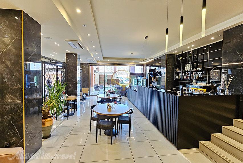 هتل نگارستان کاشان | علاالدین تراول