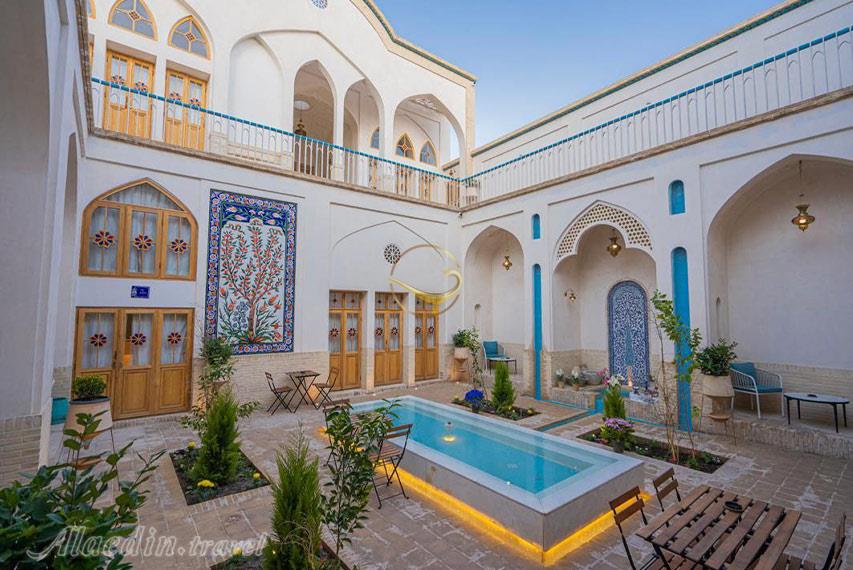 عکس های بوتیک هتل سرای رزاس