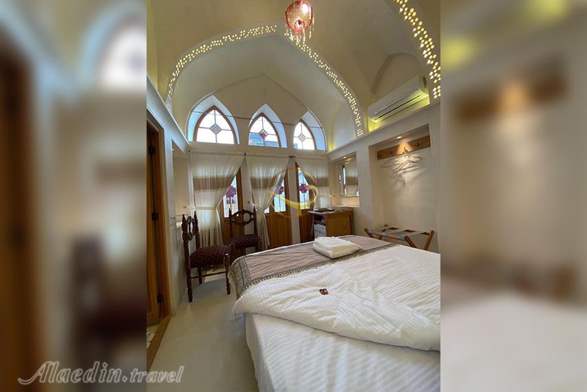 بوتیک هتل سرای رزاس | علاالدین تراول