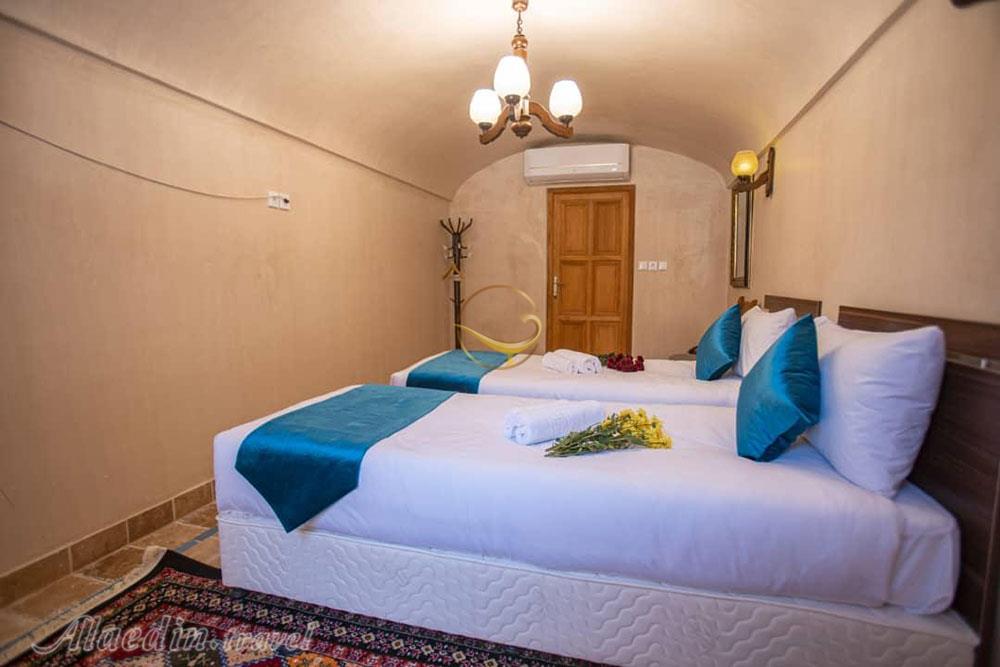 هتل سرای باقی کاشان | علاءالدین تراول