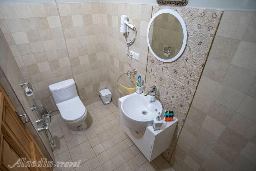 هتل سرای باقی کاشان | علاءالدین تراول