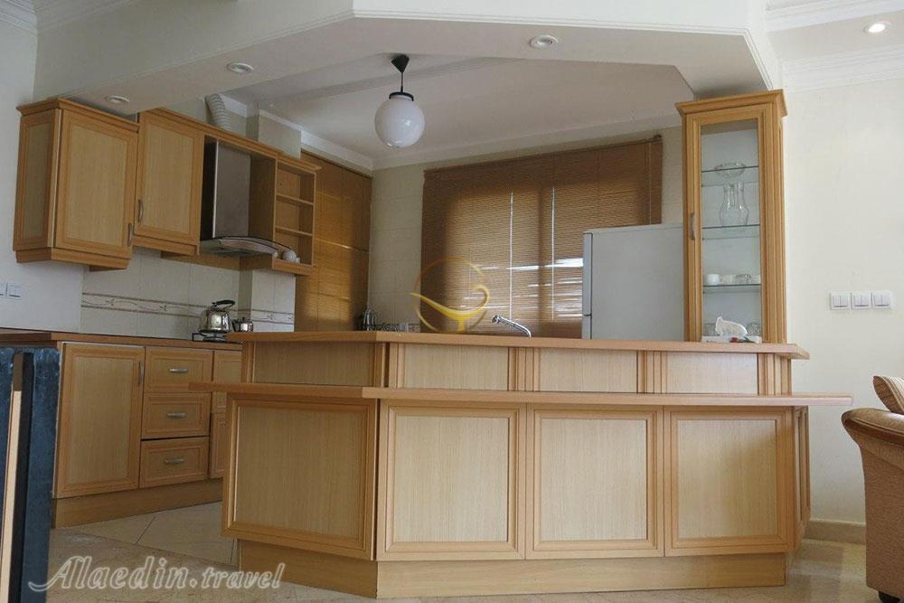 آشپزخانه هتل سه ستاره باران سبز کلاردشت | علاءالدین تراول