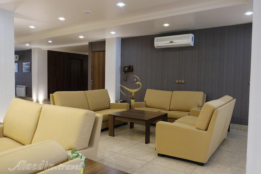 هتل سه ستاره هزار کرمان | علاءالدین تراول