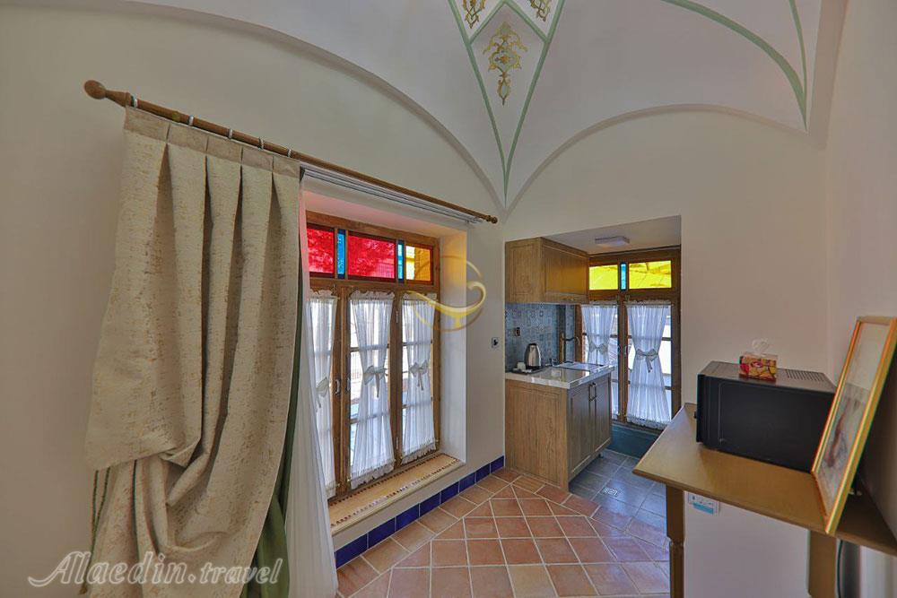 هتل بوتیک آریو | علاءالدین تراول