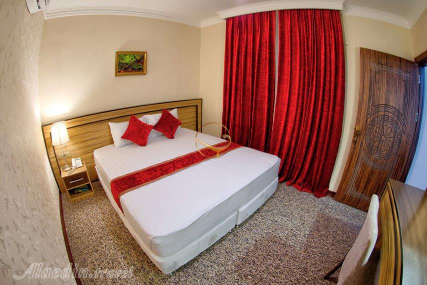 هتل رویال اروند خرمشهر | علاالدین تراول