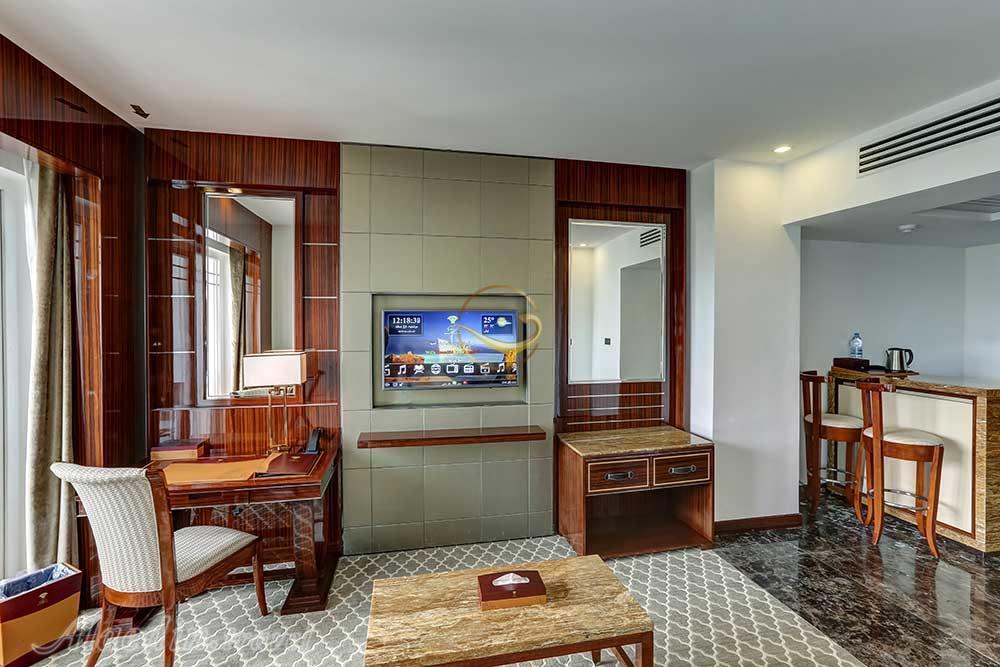 سوئیت آتوسا لوکس دو تخته هتل پنج ستاره داریوش کیش | علاءالدین تراول