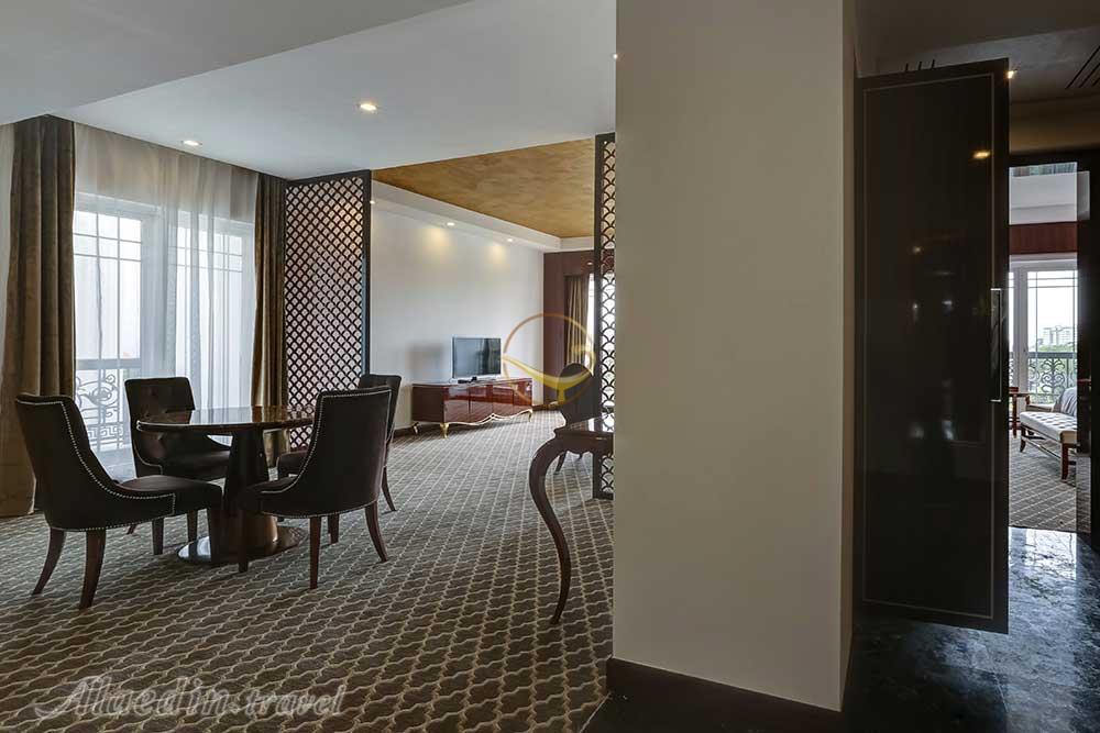 سوئیت آتوسا لوکس دو تخته هتل پنج ستاره هتل داریوش کیش | علاءالدین تراول