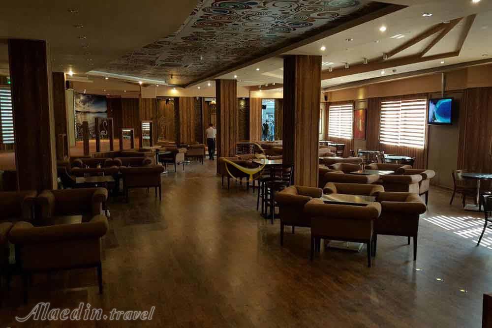 کافی شاپ هتل چهار ستاره فلامینگو کیش | علاءالدین تراول