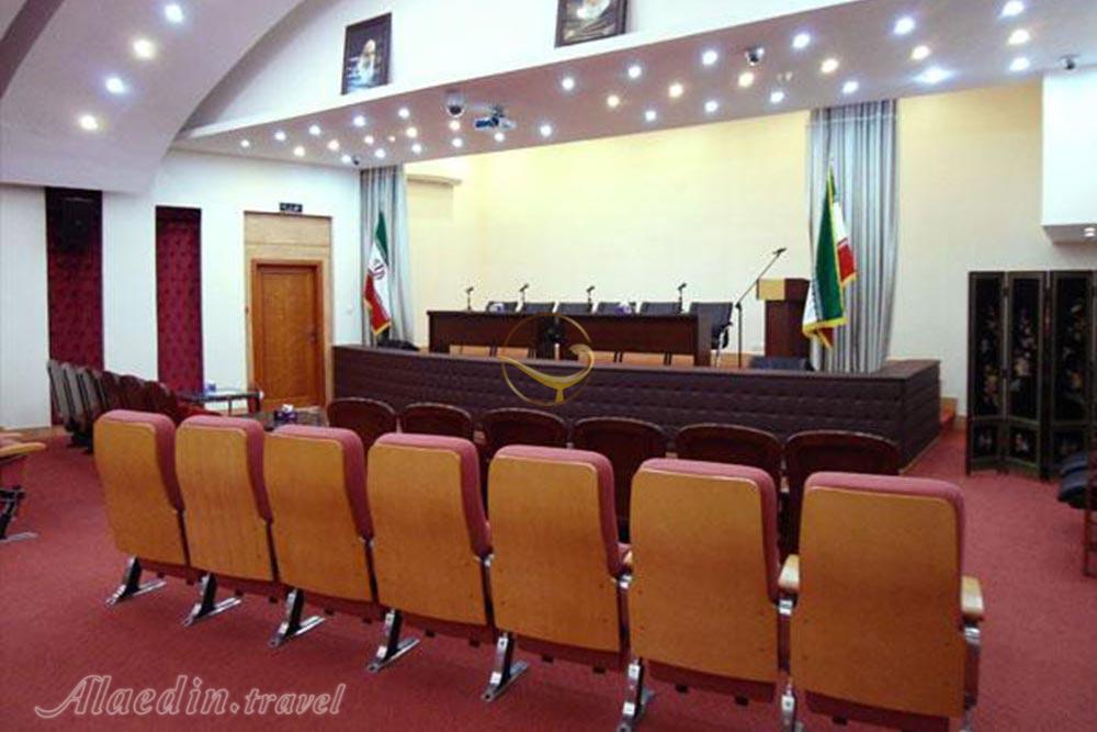 سالن کنفرانس هتل چهار ستاره فلامینگو کیش | علاءالدین تراول