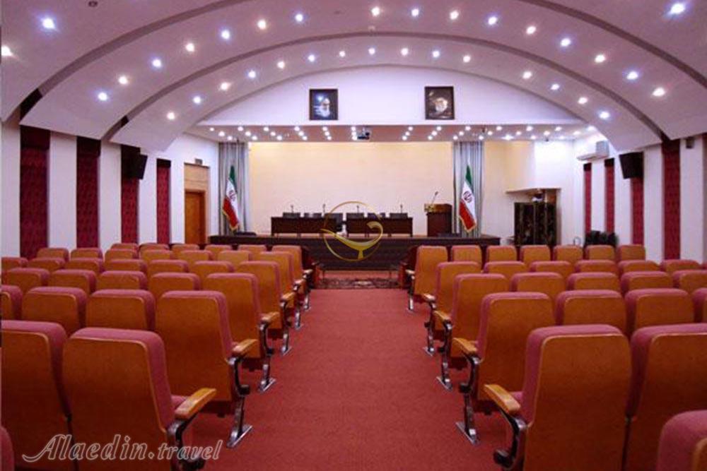 سالن کنفرانس هتل چهار ستاره فلامینگو کیش | علاءالدین تراول