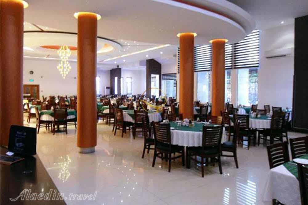 رستوران هتل چهار ستاره فلامینگو کیش | علاءالدین تراول