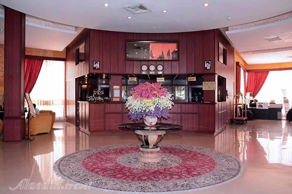 لابی هتل 4 ستاره گراند کیش