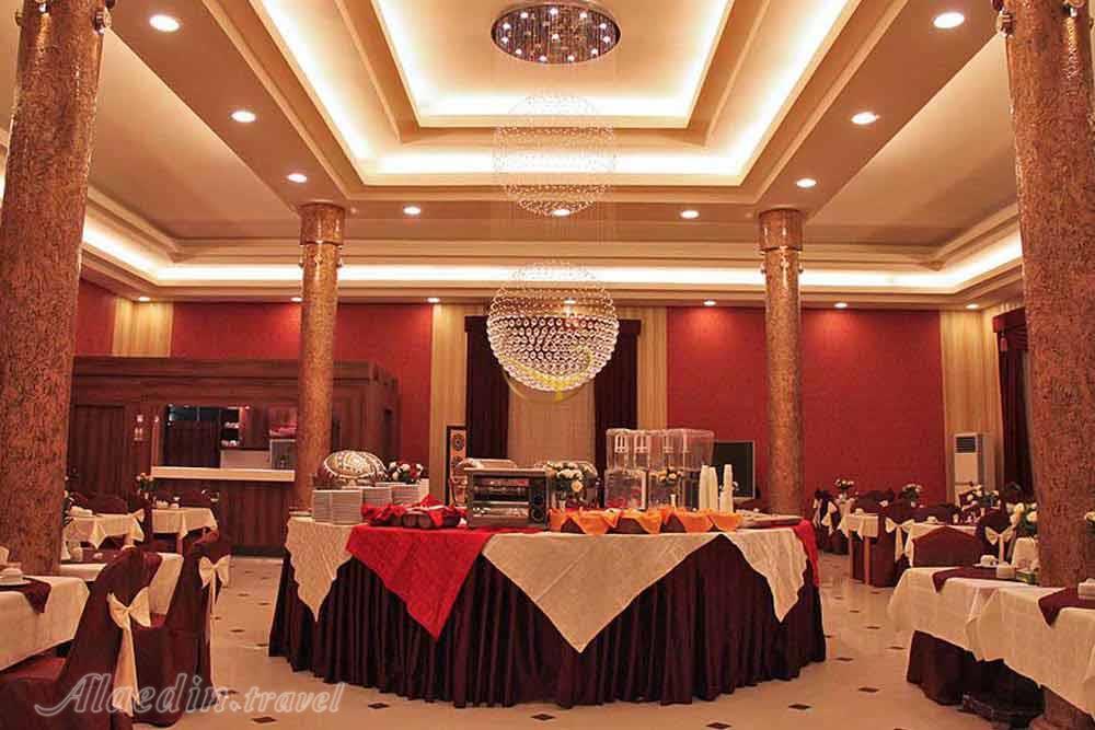 رستوران هتل 4 ستاره هلیا کیش | علاءالدین تراول