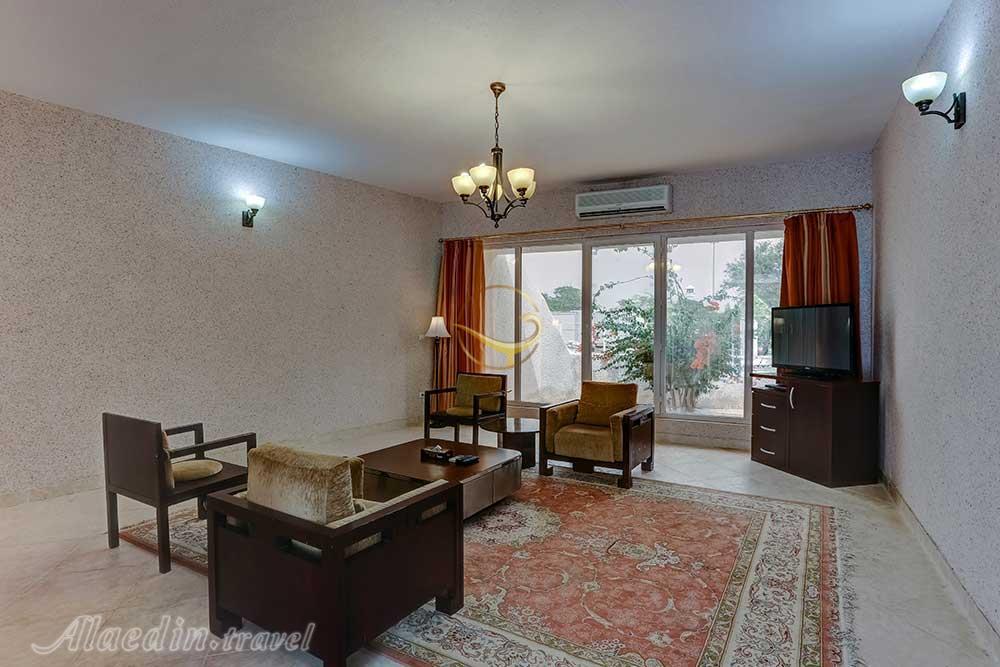 فضای نشیمن هتل پنچ ستاره هتل پارس شایان کیش | علاءالدین تراول