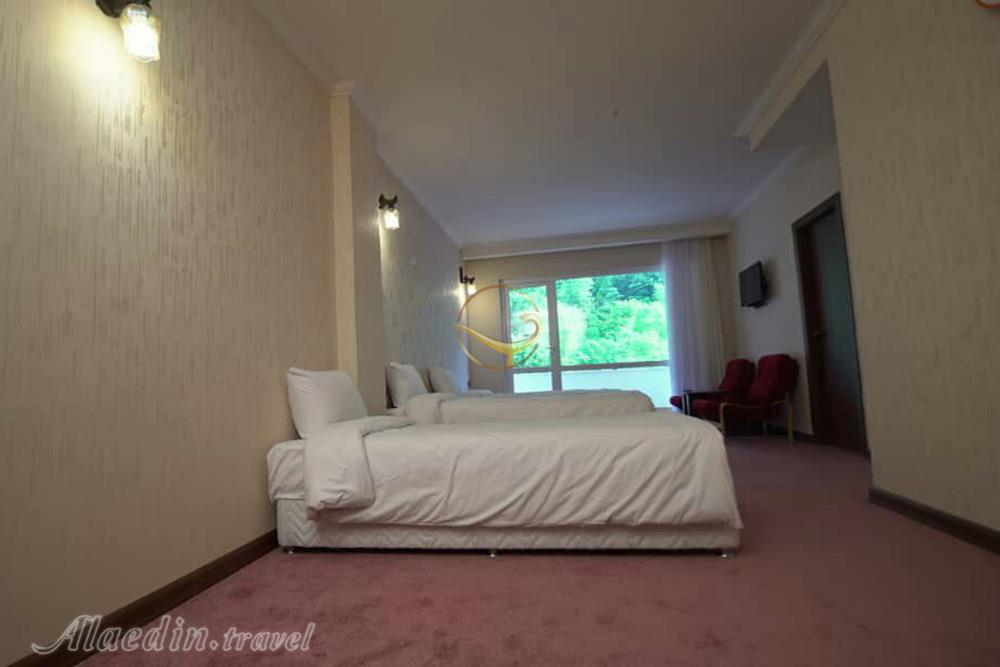 هتل شهرزاد لاهیجان | علاءالدین تراول