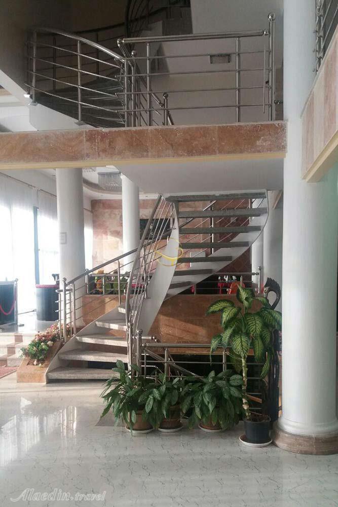 لابی هتل اقصی محلات | علاءالدین تراول