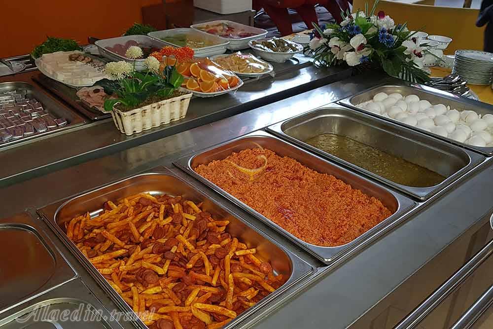 صبحانه مجتمع اقامتی نور محلات | علاءالدین تراول